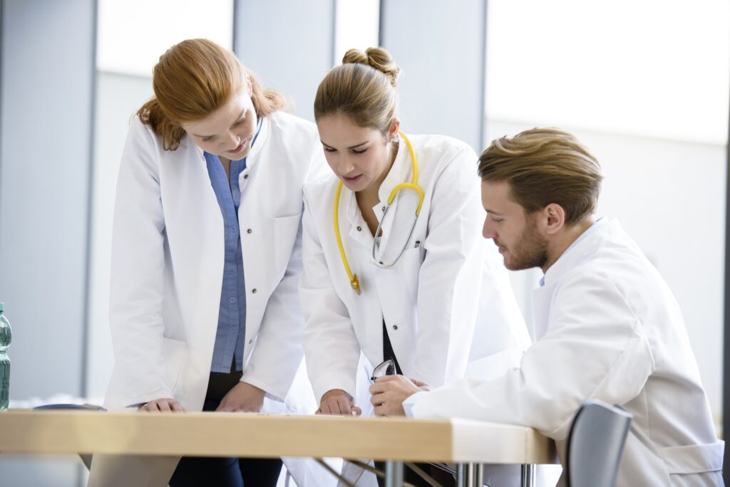 Group of doctors having discussion